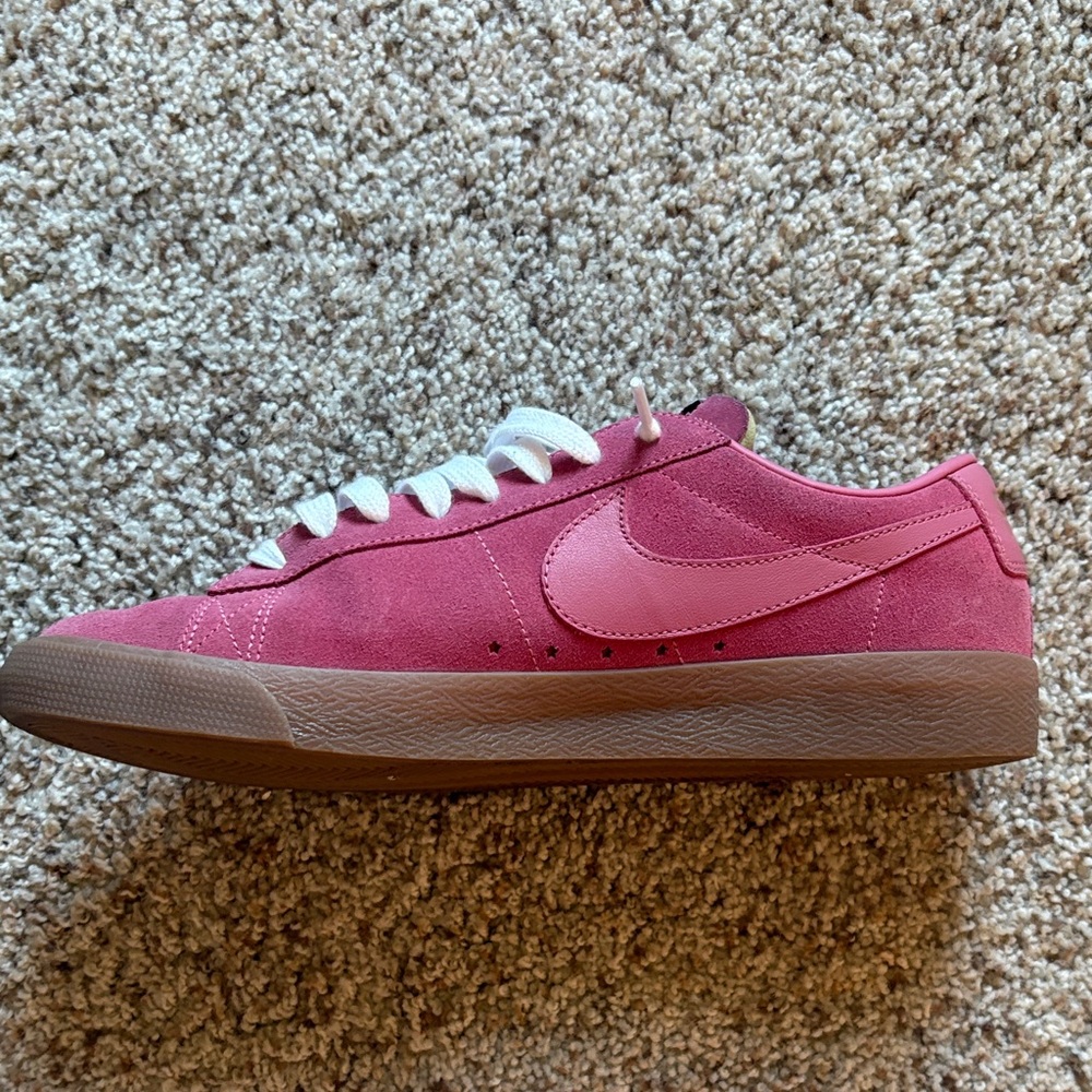 Nike Red Suede Blazer Low Shoes